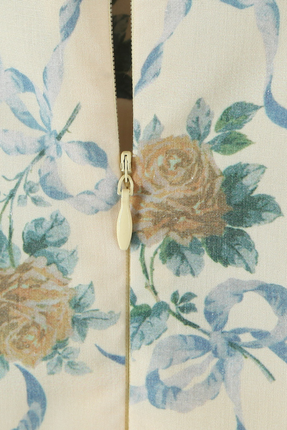 Pérola Mini Dress with Puff Sleeves