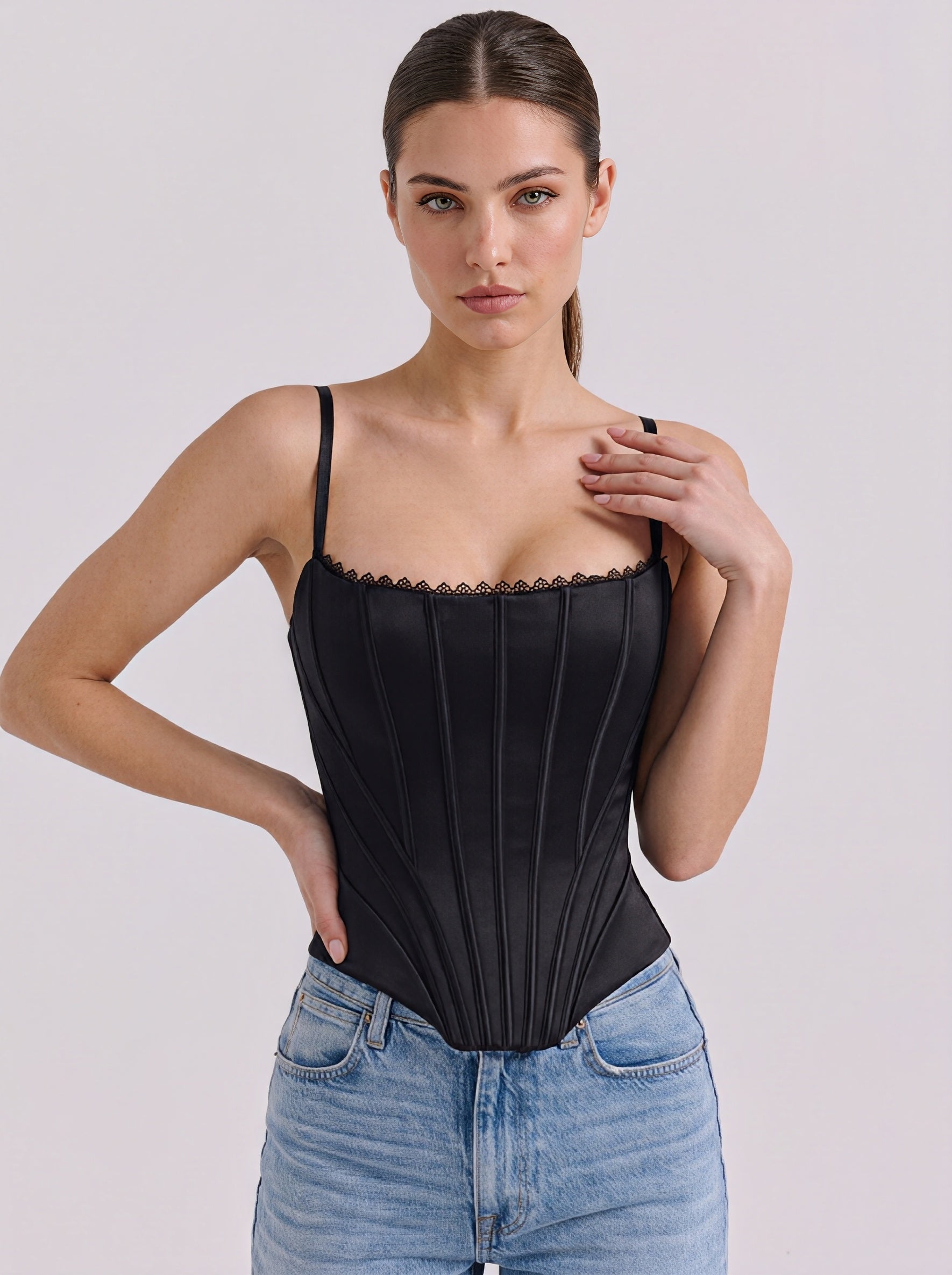 Safira Figure-Shaping Corset