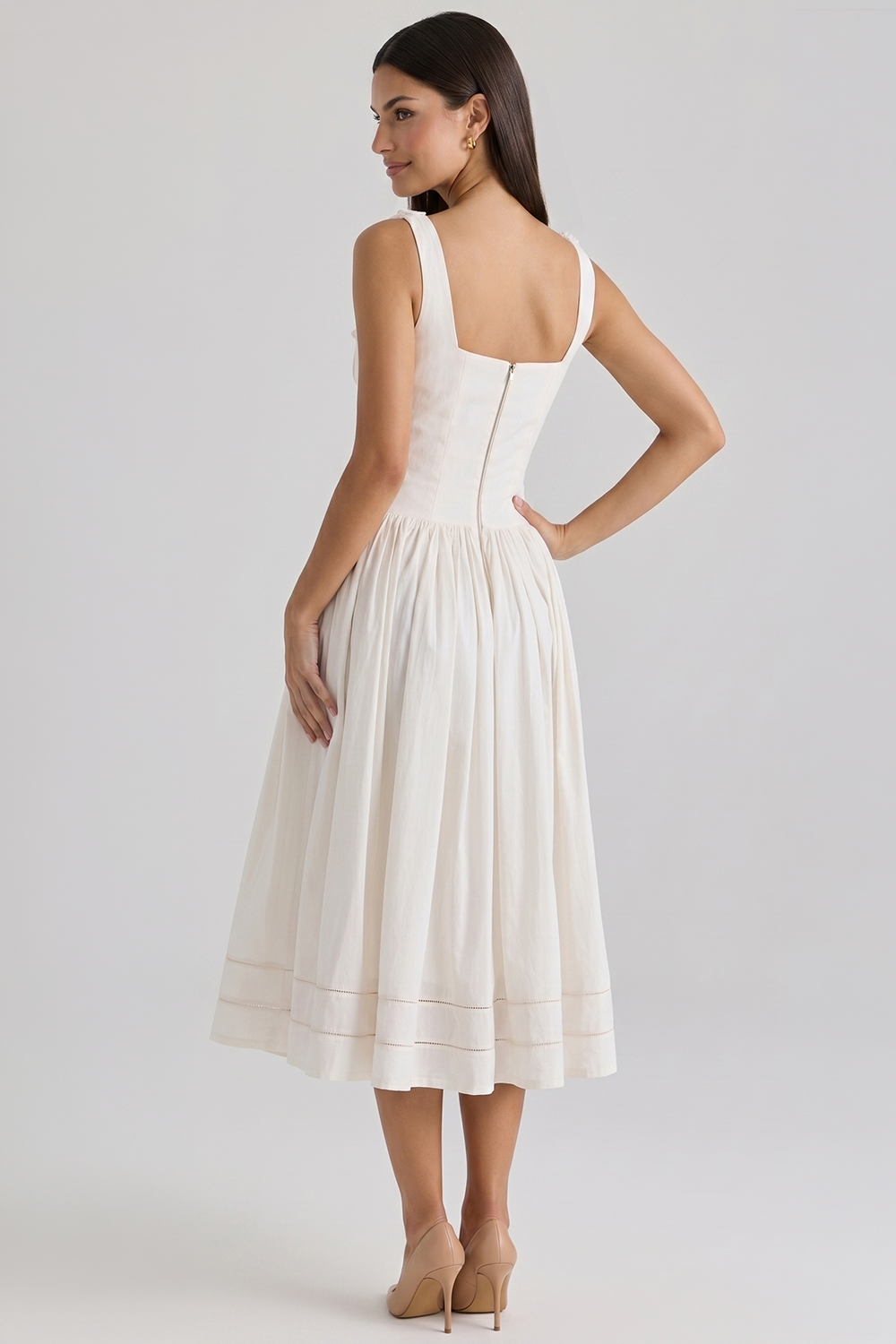 Naty Figure-Shaping Dress